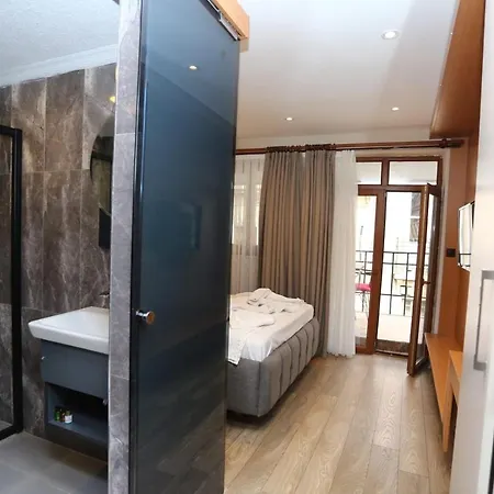 Apart Otel Cozy 1-Bedroom, Istiklal st in heart of Taksim Istanbul *