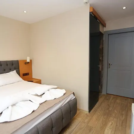 Apart Otel Cozy 1-Bedroom, Istiklal st in heart of Taksim Istanbul *