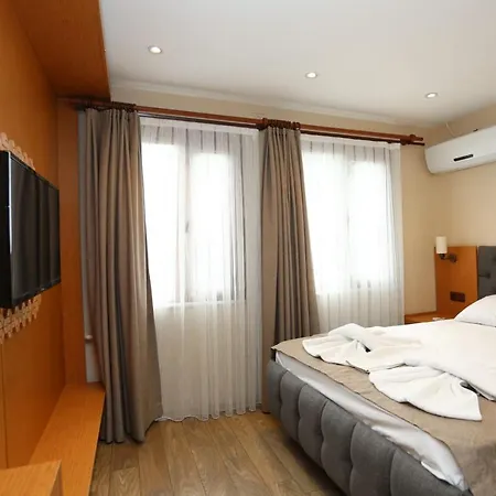 Apart Otel Cozy 1-Bedroom, Istiklal st in heart of Taksim Istanbul *